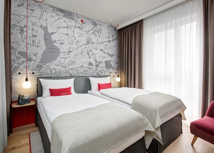 Hotel Intercityhotel Hamburg-barmbek 4*
